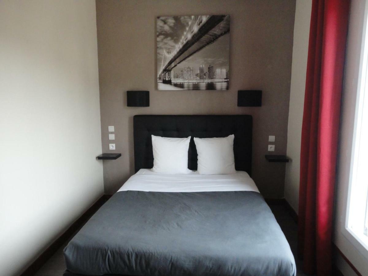 Hotel Des 2 Gares Auxerre Buitenkant foto